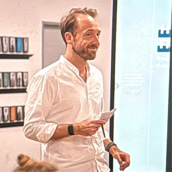 Porträt von Marc Fischer, Erhardt Bürowelt