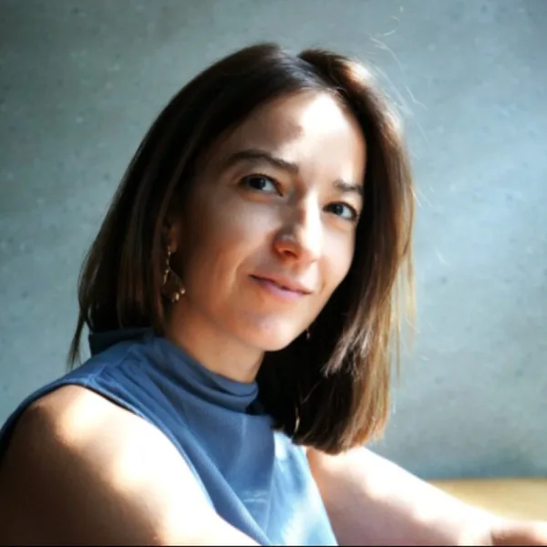 Porträt von Nadia Jammal, bu:st